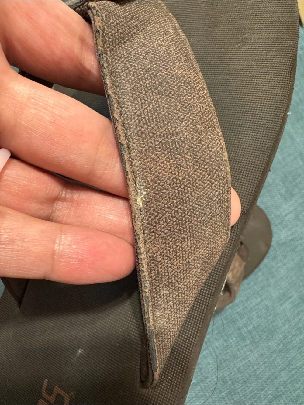 Flojos Canvas Strap Flip Flops Men's Size 9 Brown Distressed Beach Casual Wear